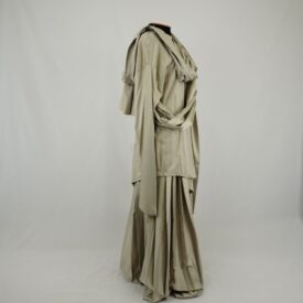 Figurino completo lateral