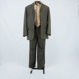 Figurino completo frente