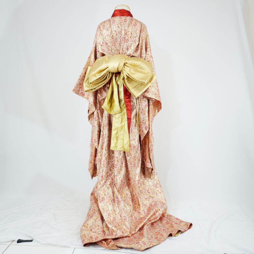 Figurino completo costas