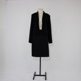 Figurino completo frente