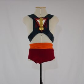 Figurino completo frente