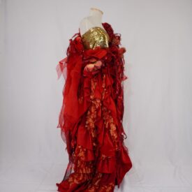 Figurino completo lateral