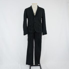 Figurino completo frente