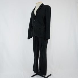 Figurino completo lateral