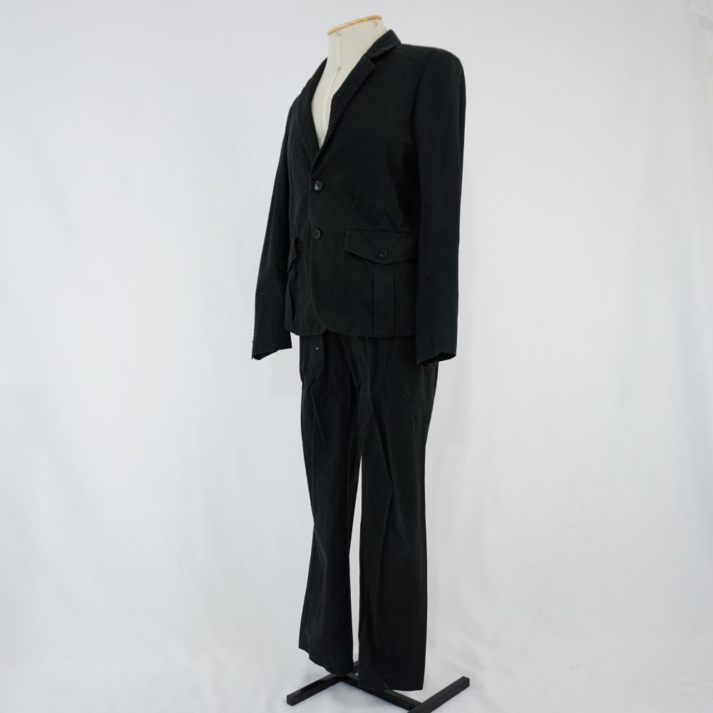 Figurino completo lateral